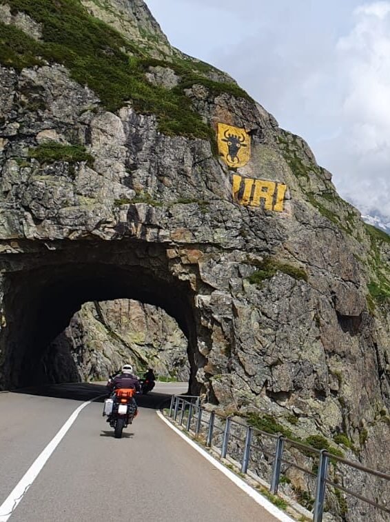 1c6e8406-bd5d-4885-aaba-14533a536fe0